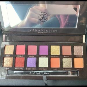 ABH & Jackie Aina Pallete